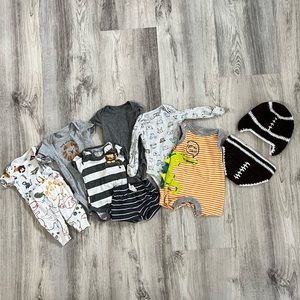 Newborn clothes bundle